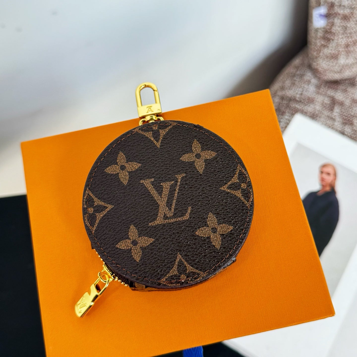 Round Coin Purse Vivienne Christmas Animation