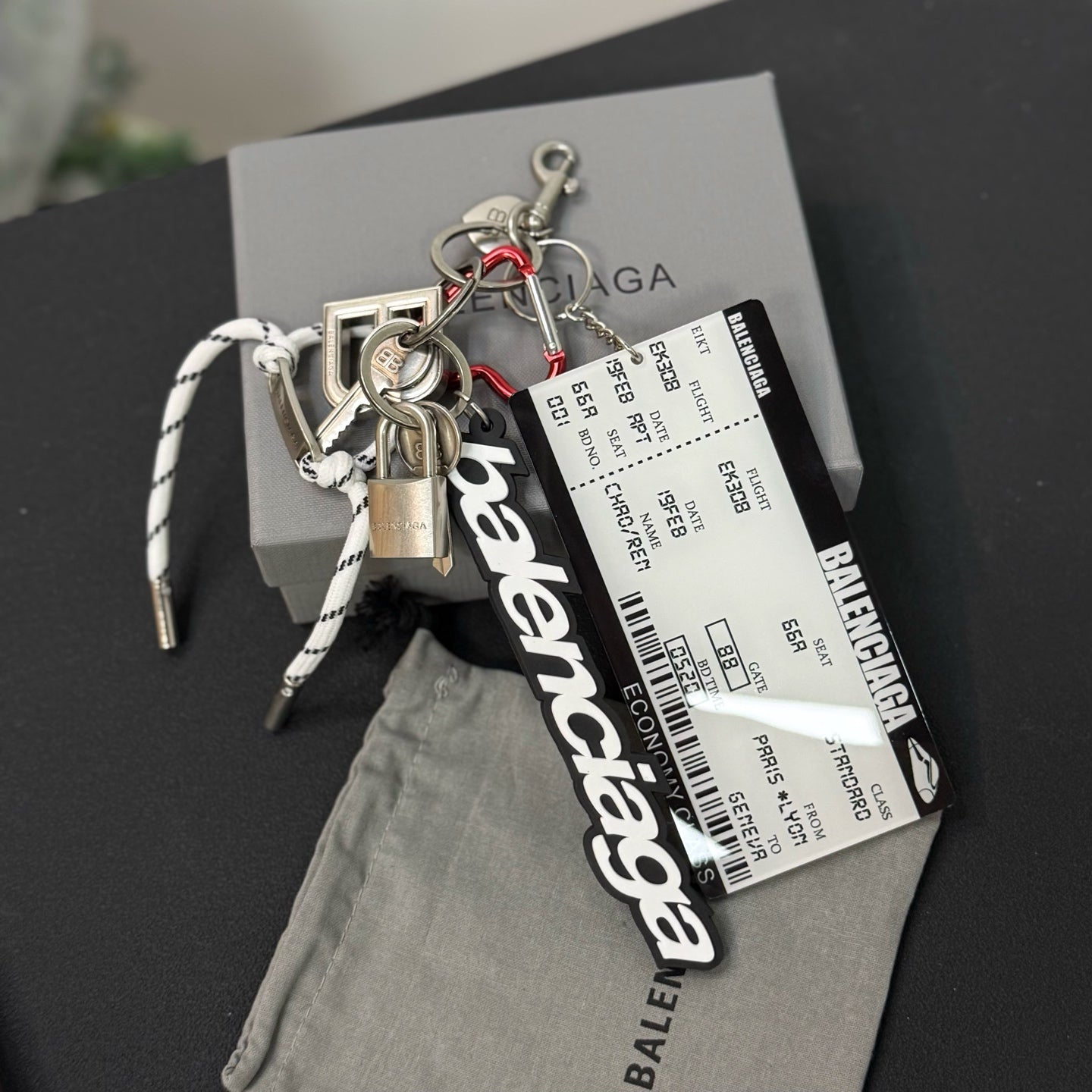 Kit Charm/Keychain in Multicolor