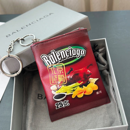 Keychain Chips Charm in green glossy calfskin