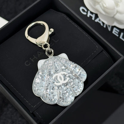 Shell Keyring with Glitter Resin