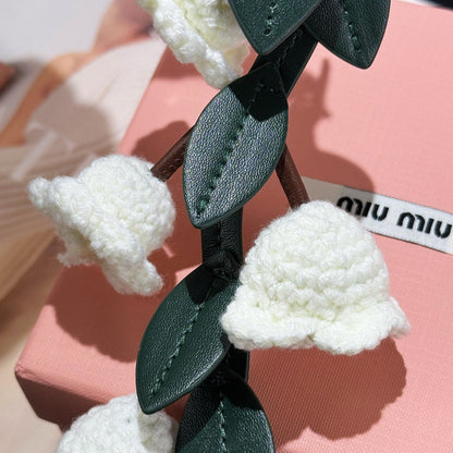 Crochet Lily of the Valley Bag Charm / Leather & Crochet Flower Trick