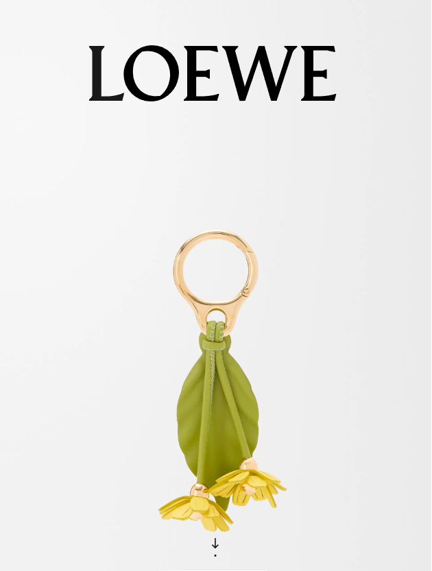 Chamomille flower charm in classic calfskin