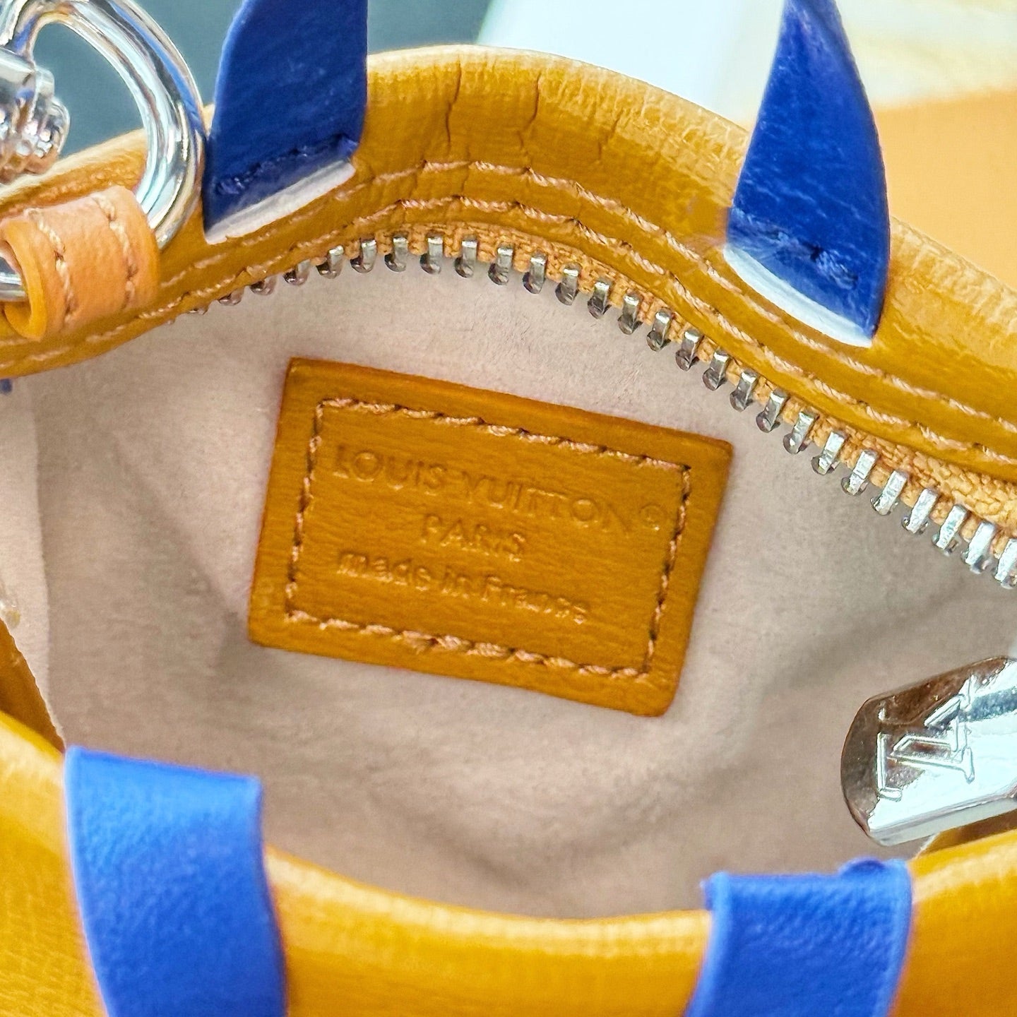 MINI SHOPPER Bag Charm