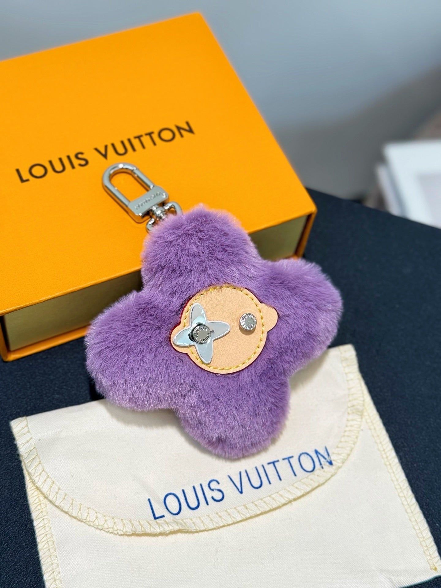VIVIENNE SHEARLING Bag Charm