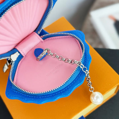 shell bag charm
