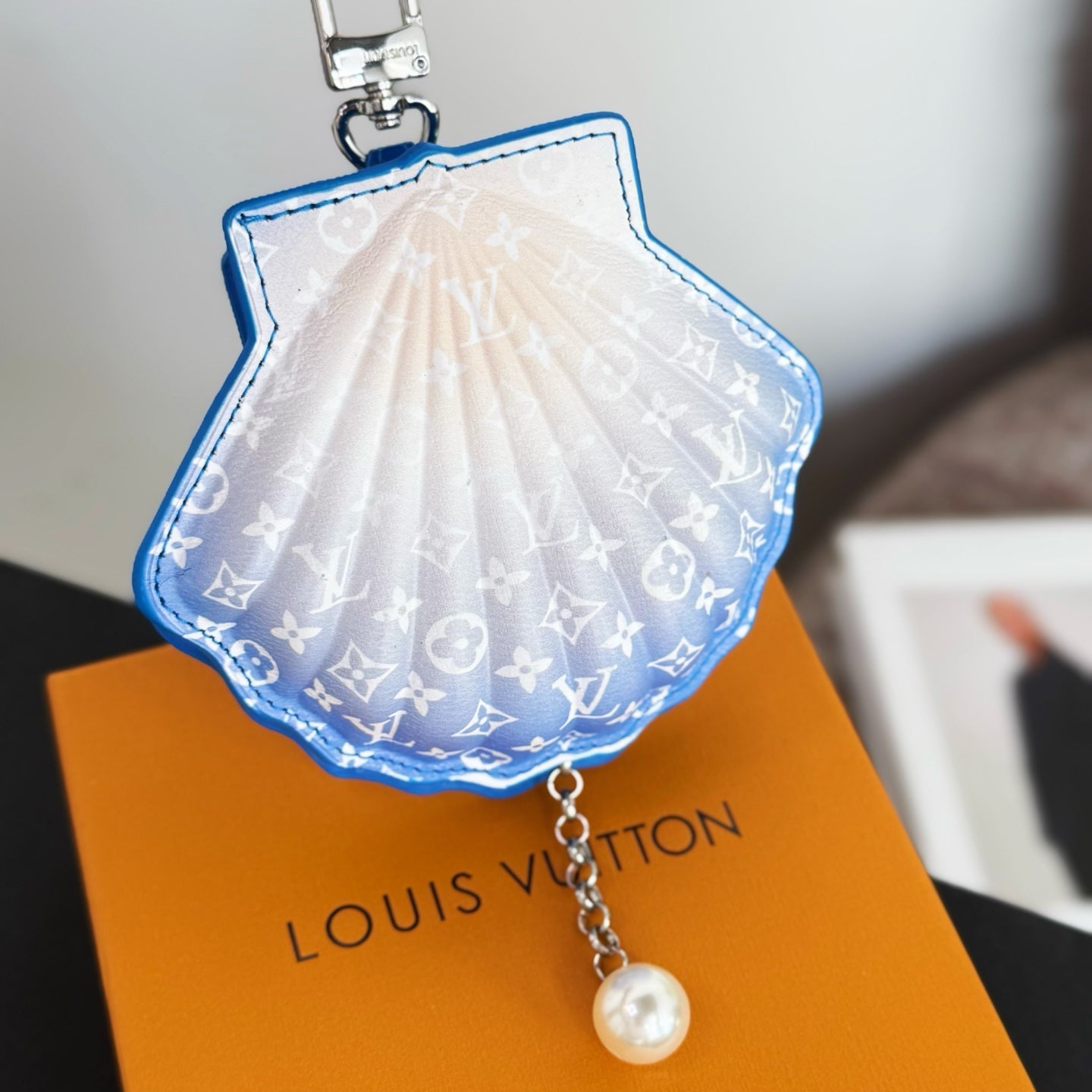 shell bag charm