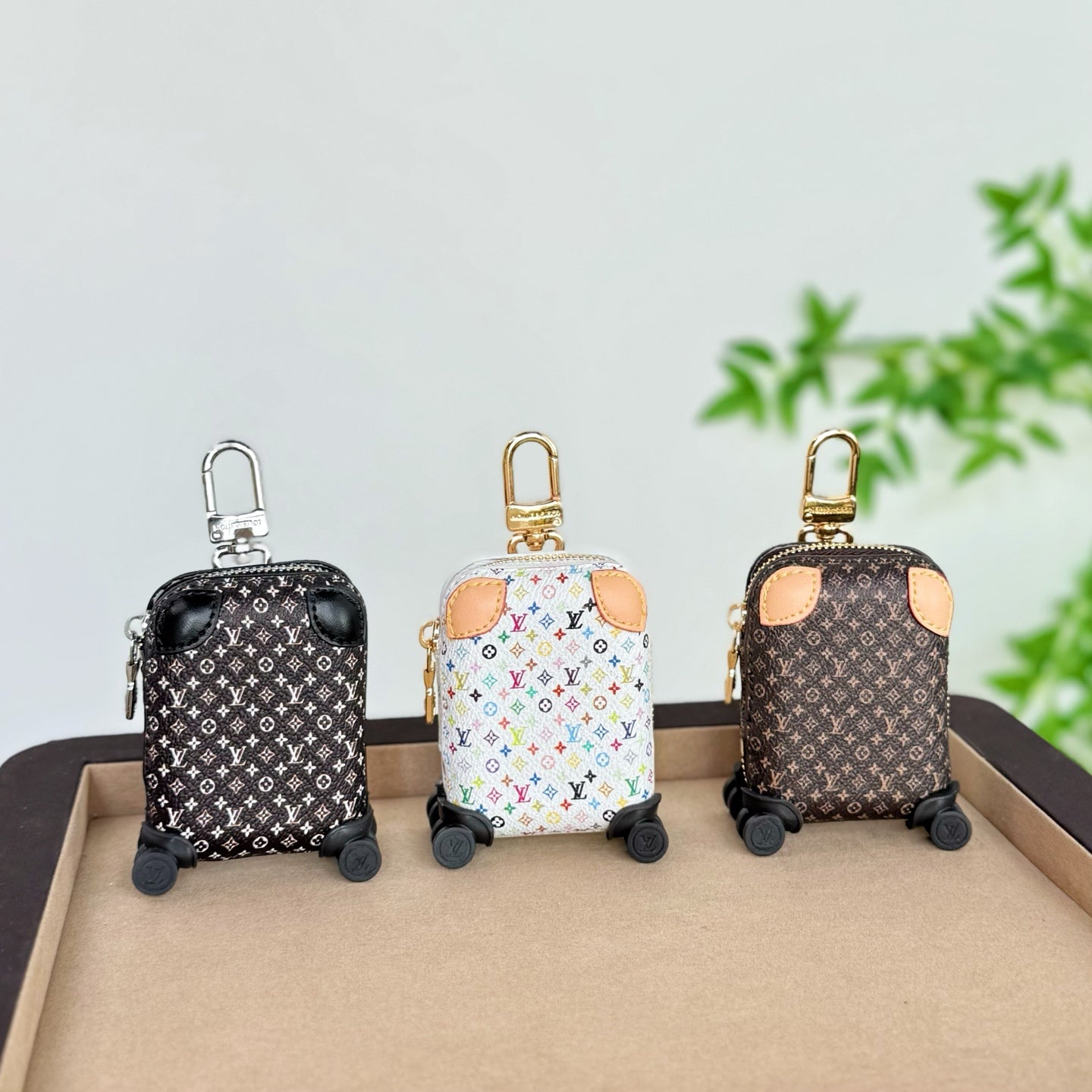 Horizon Airpod Case Bag Charm